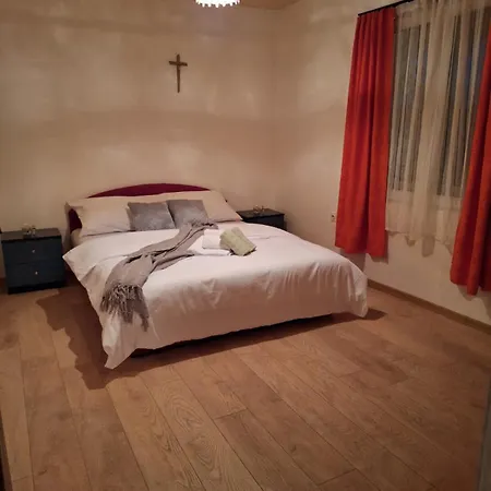 Dane Apartment